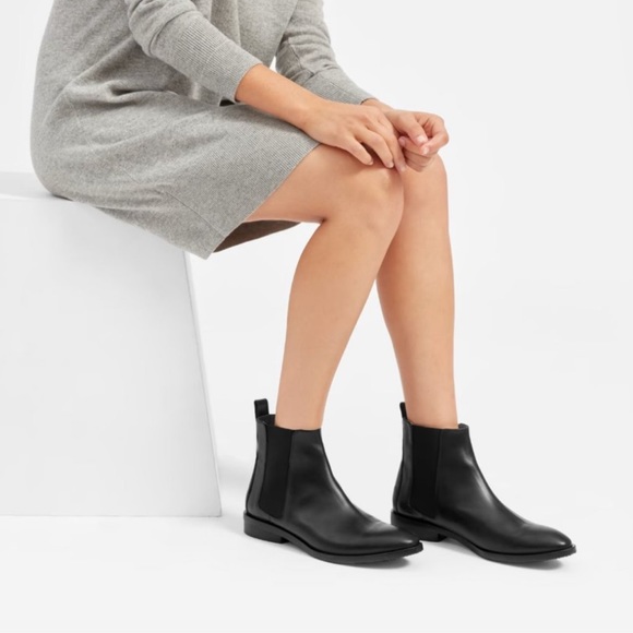 EVERLANE ChelseaBlack Boots size6.